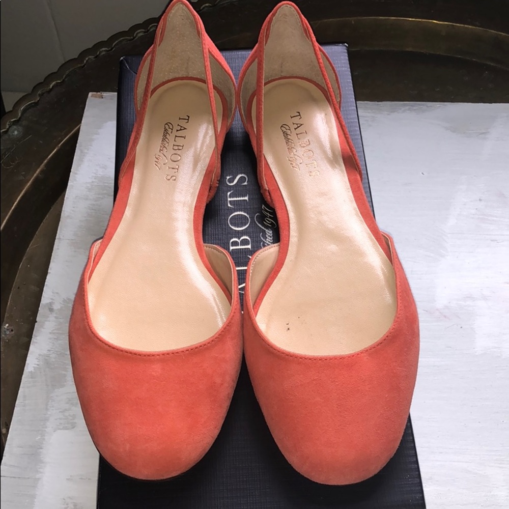 NWT Talbots Leonora “Carrot” Suede Flats, Size 7.5